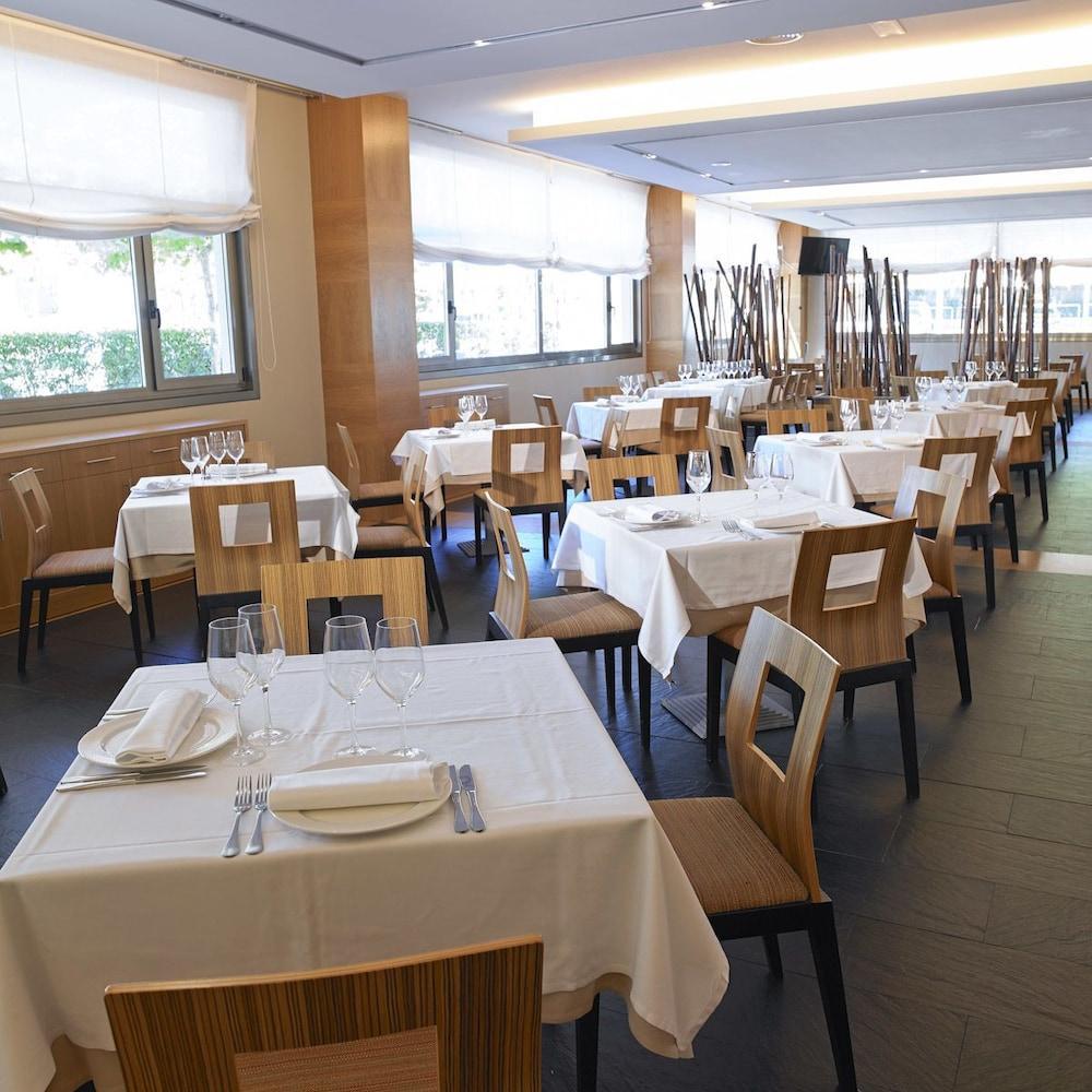 Aparthotel Attica21 As Galeras Bastiagueiro Bagian luar foto