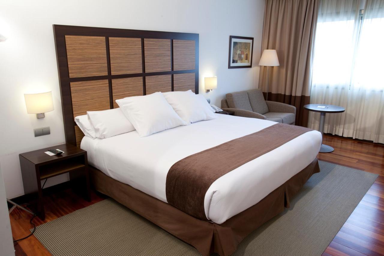 Aparthotel Attica21 As Galeras Bastiagueiro Bagian luar foto