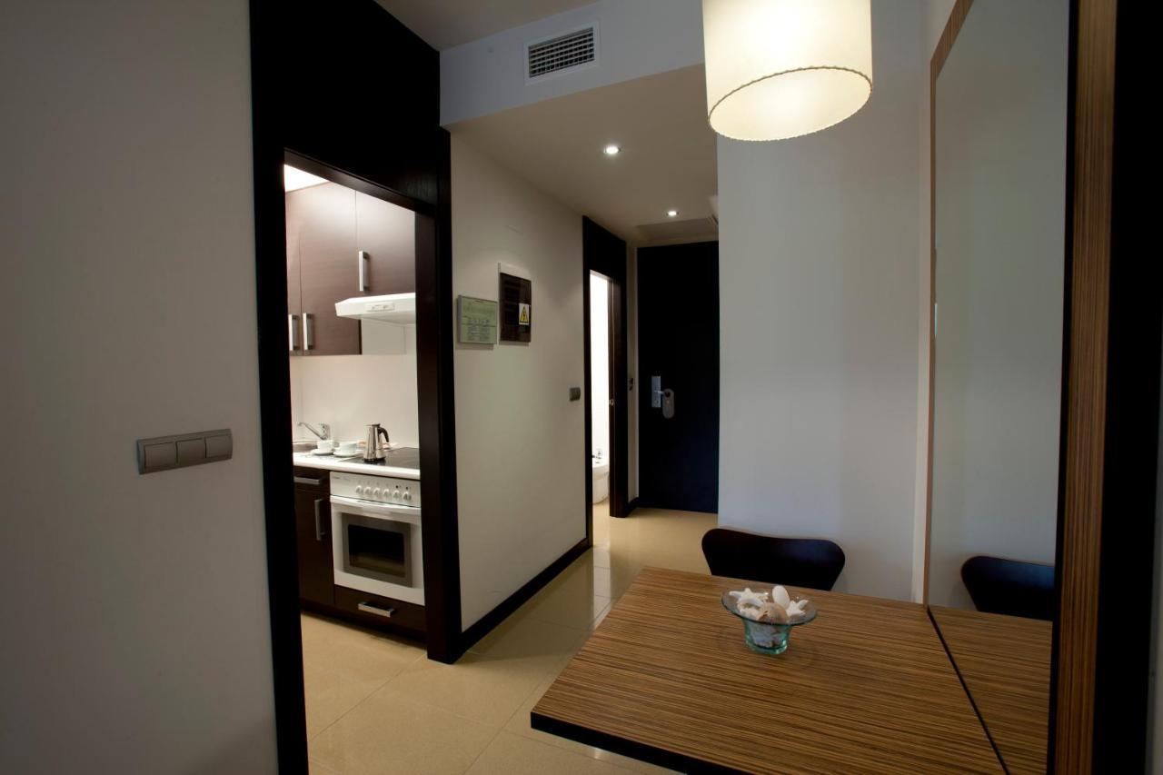 Aparthotel Attica21 As Galeras Bastiagueiro Bagian luar foto